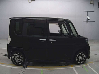 DAIHATSU TANTO 2014