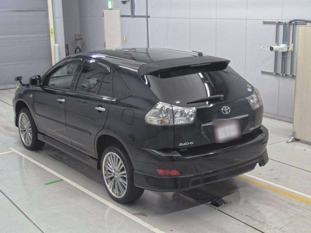 TOYOTA HARRIER 2011