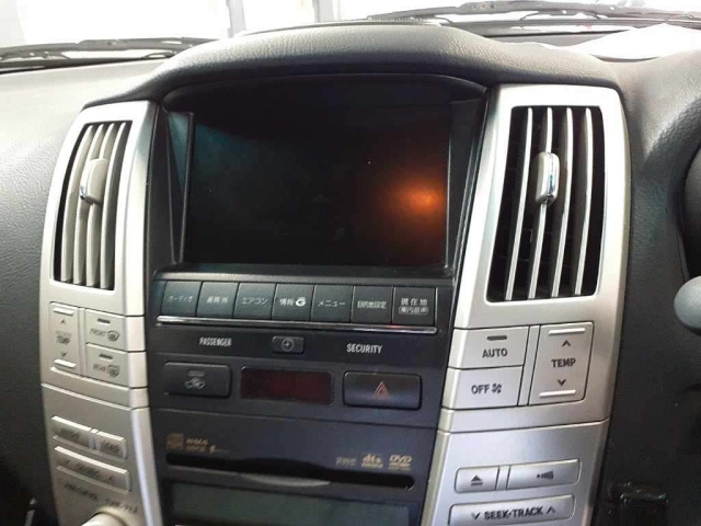 TOYOTA HARRIER 2009