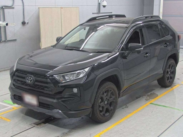 TOYOTA RAV4 2021