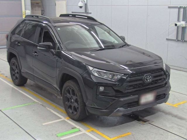 TOYOTA RAV4 2021