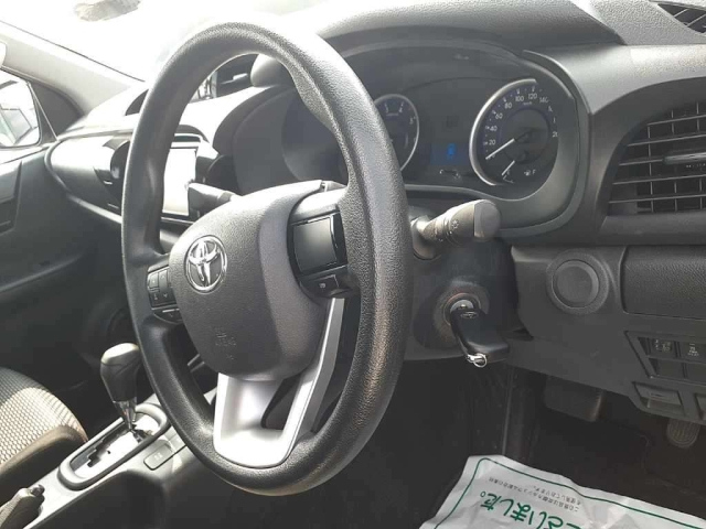 TOYOTA HILUX 2017