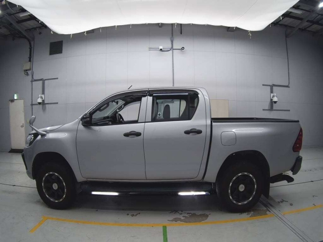 TOYOTA HILUX 2017