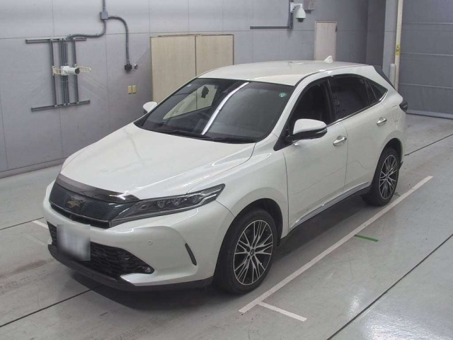 TOYOTA HARRIER 2017
