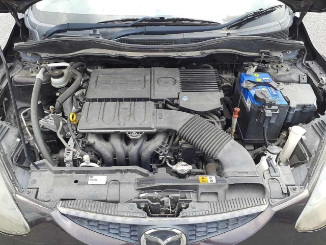 MAZDA DEMIO 2011