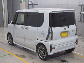 DAIHATSU TANTO 2020