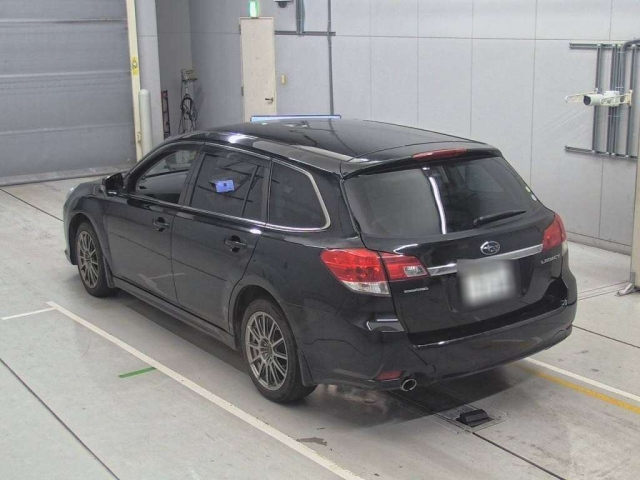 SUBARU LEGACY 2011