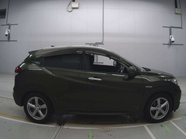 HONDA VEZEL 2014
