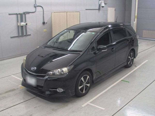 TOYOTA WISH 2012