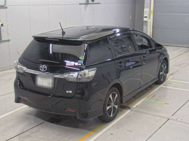 TOYOTA WISH 2012