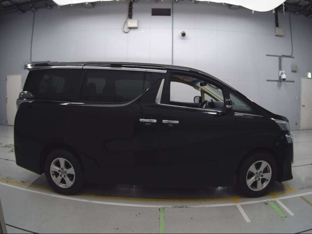 TOYOTA VELLFIRE 2019