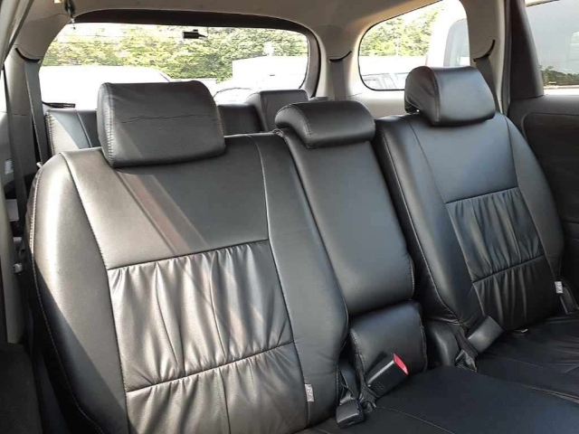 TOYOTA WISH 2012