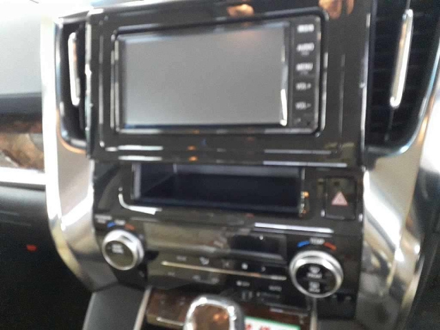 TOYOTA VELLFIRE 2019