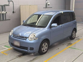 TOYOTA SIENTA 2012