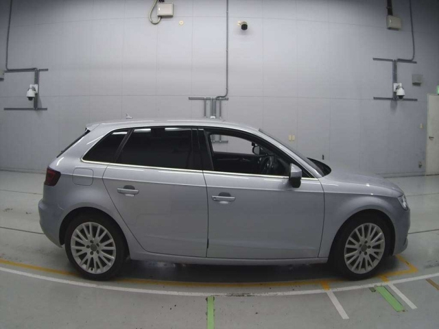 AUDI A3 2016