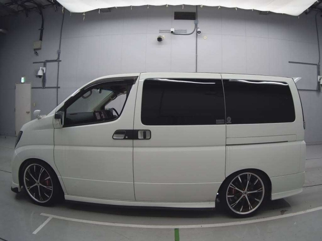 NISSAN ELGRAND 2008