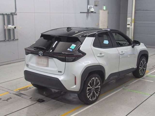 TOYOTA YARIS CROSS 2023