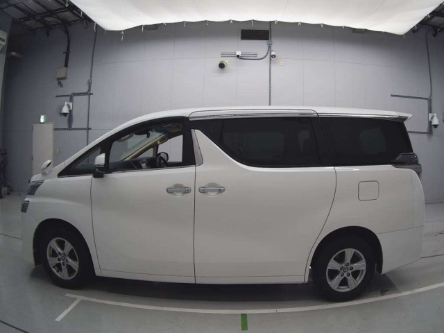 TOYOTA VELLFIRE 2019