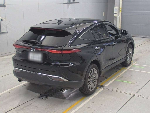 TOYOTA HARRIER 2022
