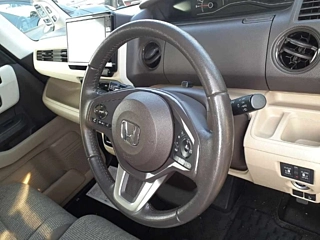 HONDA N BOX 2017