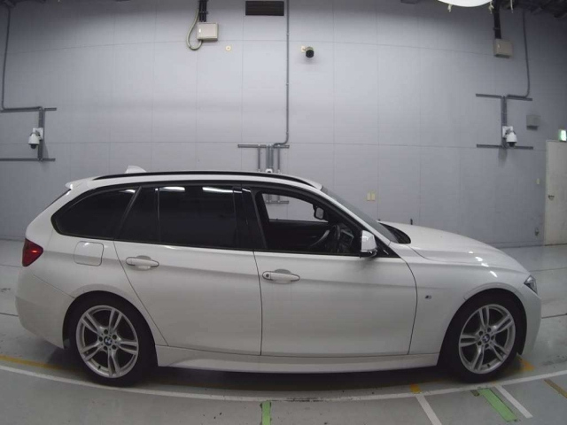 BMW 3 SERIES 2014