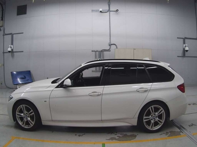 BMW 3 SERIES 2014