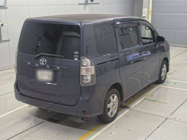 TOYOTA VOXY 2008