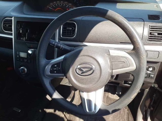 DAIHATSU TANTO 2015