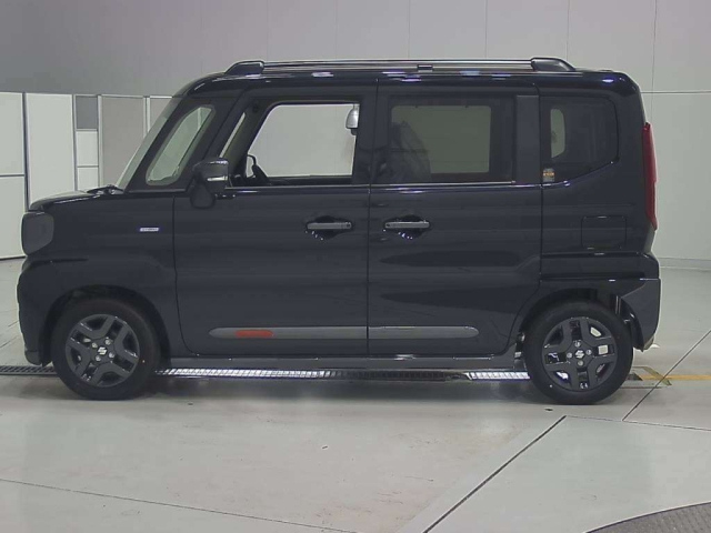 SUZUKI SPACIA GEAR 2024