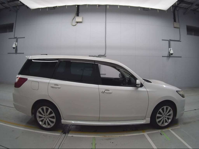 SUBARU EXIGA 2011