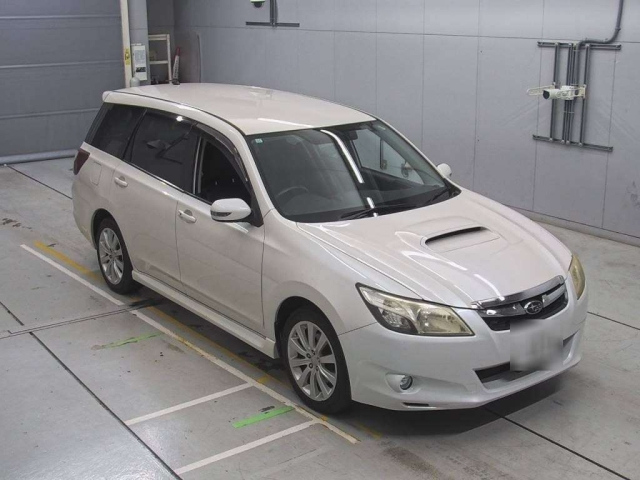 SUBARU EXIGA 2011