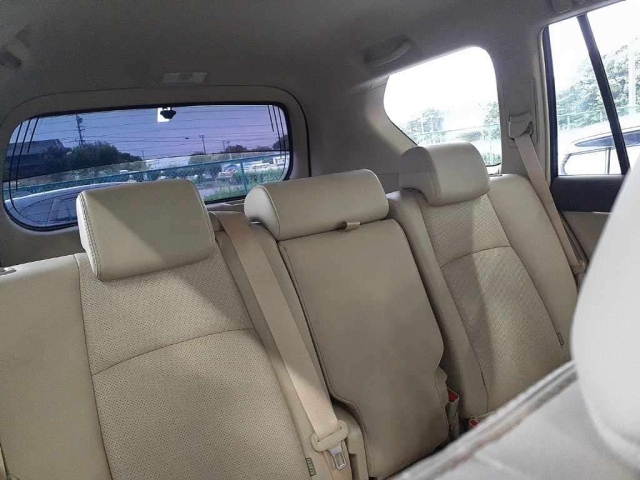 TOYOTA LAND CRUISER PRADO 2023