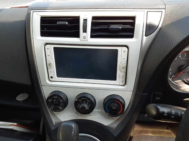TOYOTA RACTIS 2013