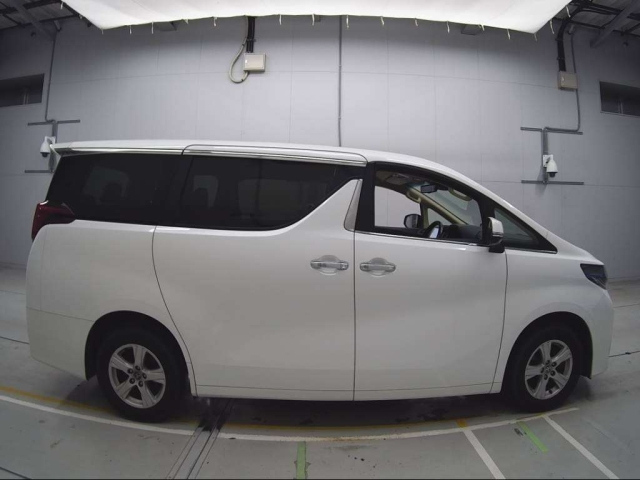 TOYOTA ALPHARD 2022