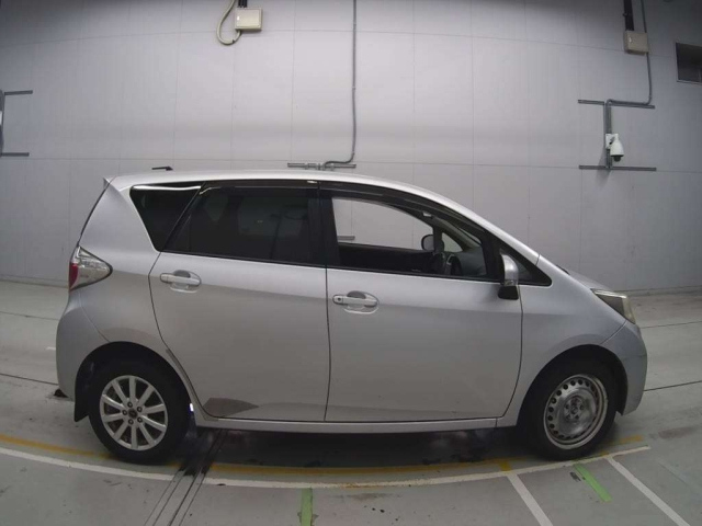 TOYOTA RACTIS 2013