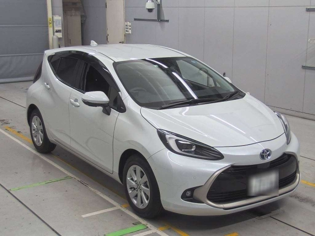 TOYOTA AQUA 2022