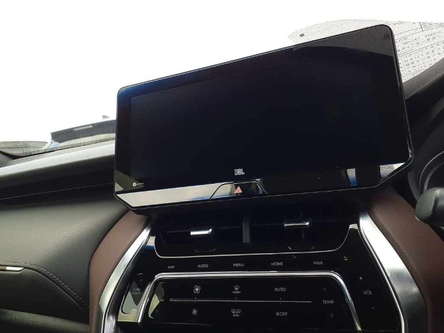 TOYOTA HARRIER 2022