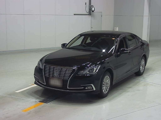 TOYOTA CROWN 2018