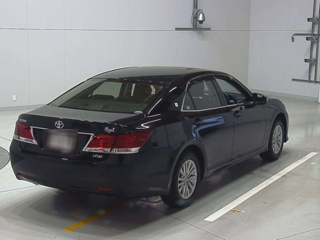 TOYOTA CROWN 2018