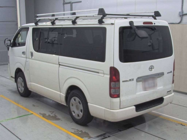 TOYOTA REGIUS ACE VAN 2012