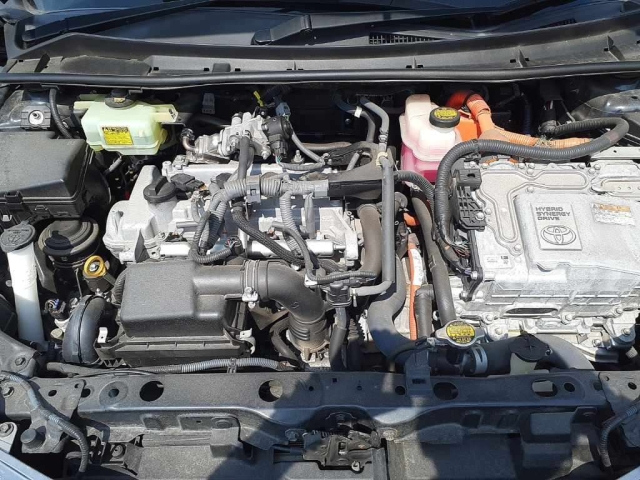 TOYOTA COROLLA FIELDER 2015