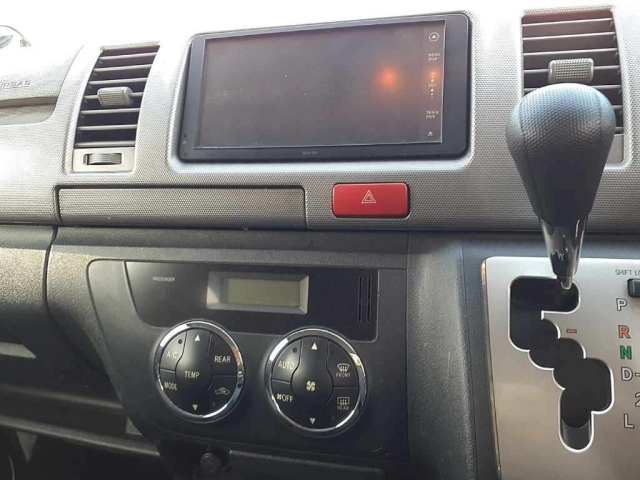 TOYOTA REGIUS ACE VAN 2012