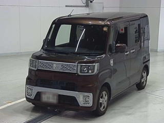 DAIHATSU WAKE 2015