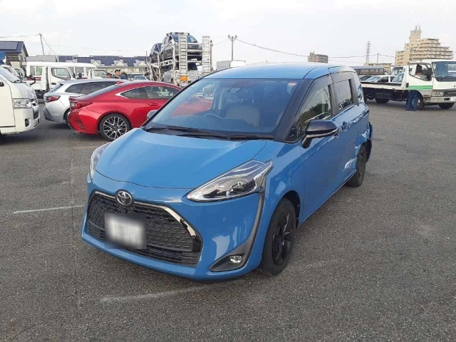 TOYOTA SIENTA 2021