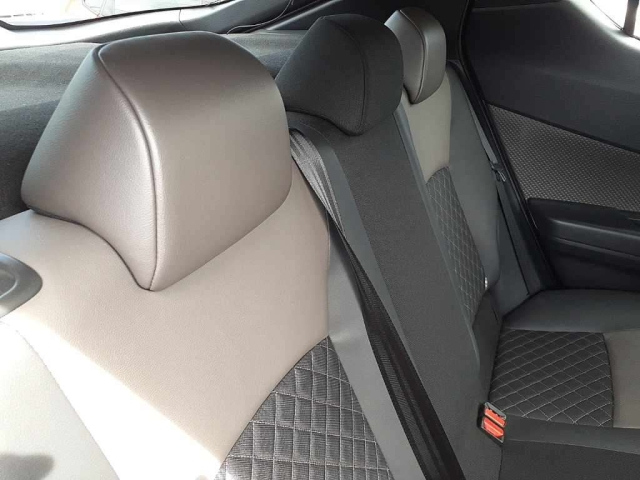 TOYOTA C-HR 2021