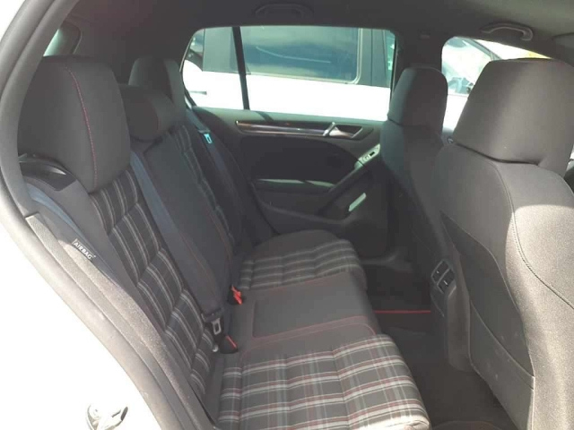 VOLKSWAGEN GOLF 2011