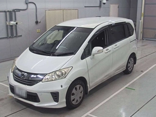 HONDA FREED 2015