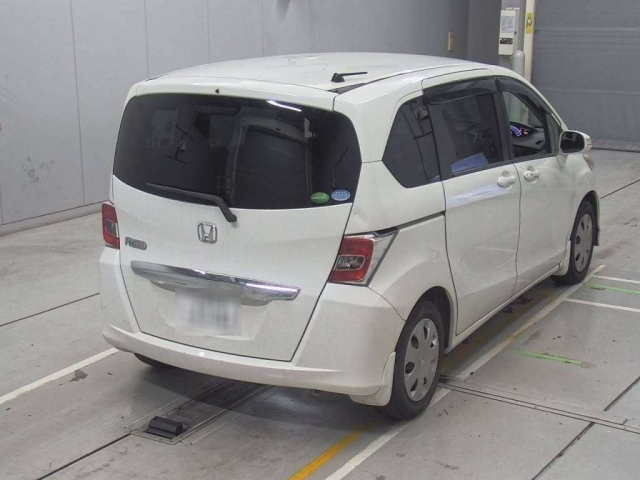 HONDA FREED 2015