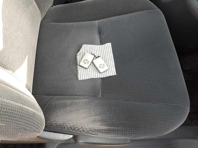 TOYOTA NOAH 2010
