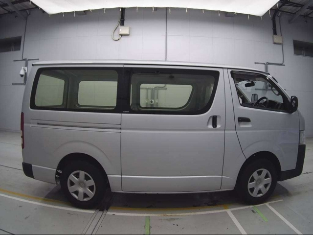 TOYOTA REGIUS ACE VAN 2016